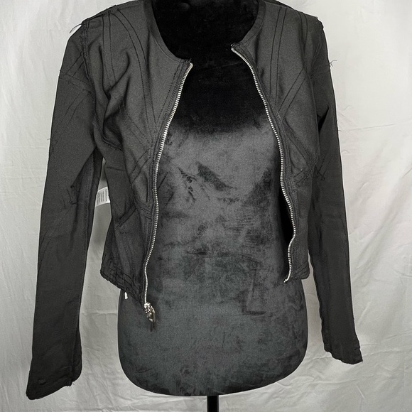 Black Codigo Jacket size L 2020 - Picture 2 of 6